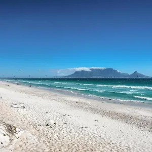 103-lacabina-lovely-1-bedroom-apartment-close-cape-town.hotels-capetown.com/