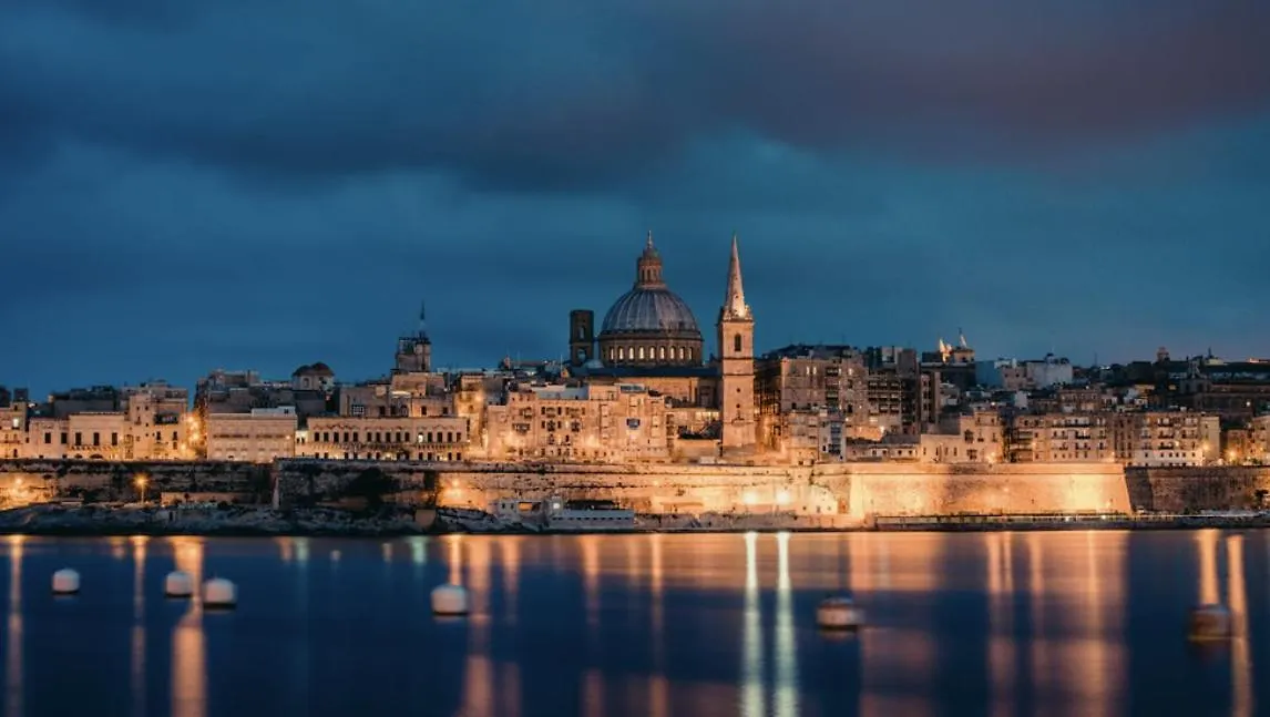 Sliema Seaview Modern Apartment