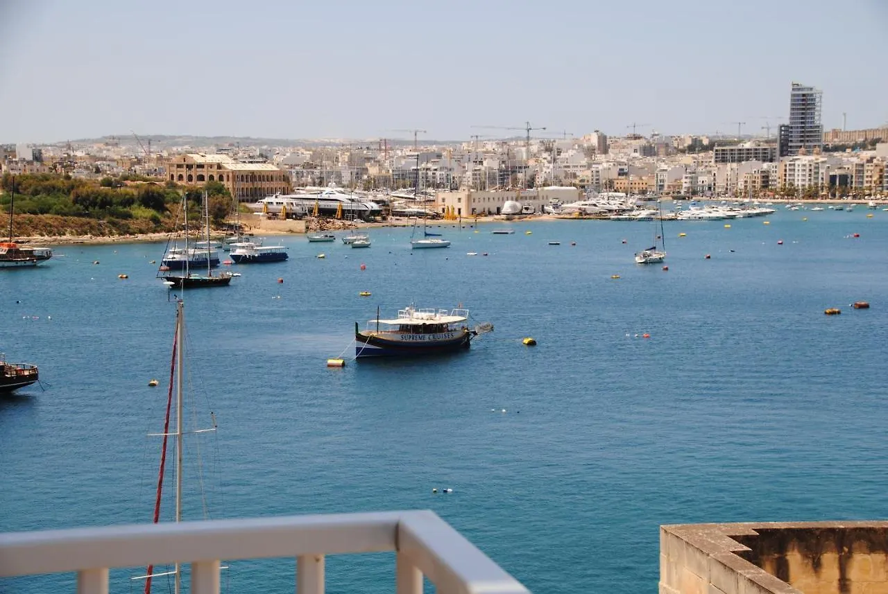 Sliema Seaview Modern Apartment 0*,