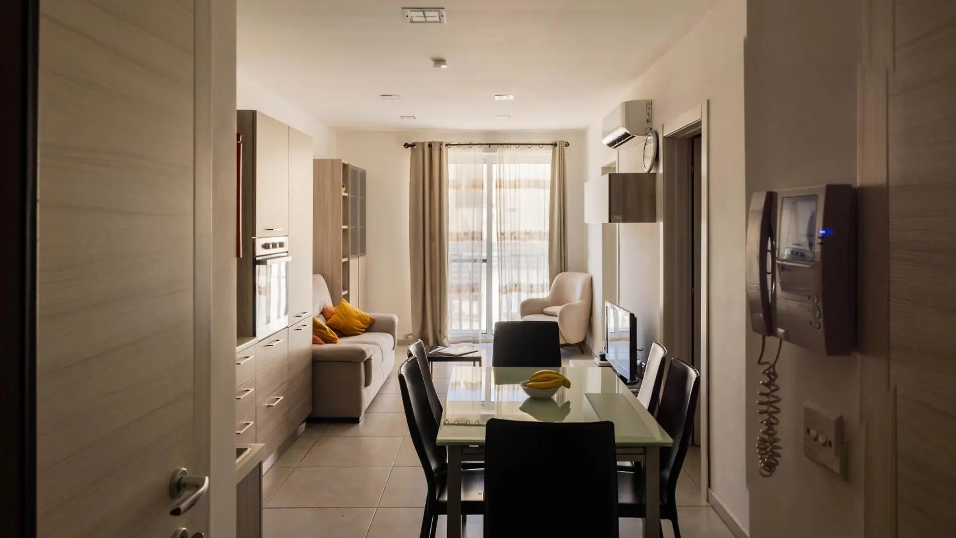 Sliema Seaview Modern Apartment 0*,